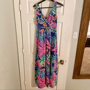 Lilly Pulitzer Stretch Maxi Dress-Size Medium (EUC)